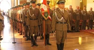 Słowa na sztandarze Bóg, Honor, Ojczyzna dla polskiego żołnierza są najważniejsze - zdjęcie 3