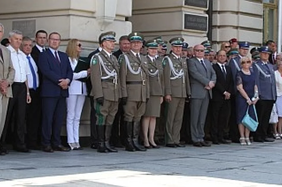 Relacja z uroczystości nadania imienia Karpackiemu Ośrodkowi Wsparcia Straży Granicznej - zdjęcie 16