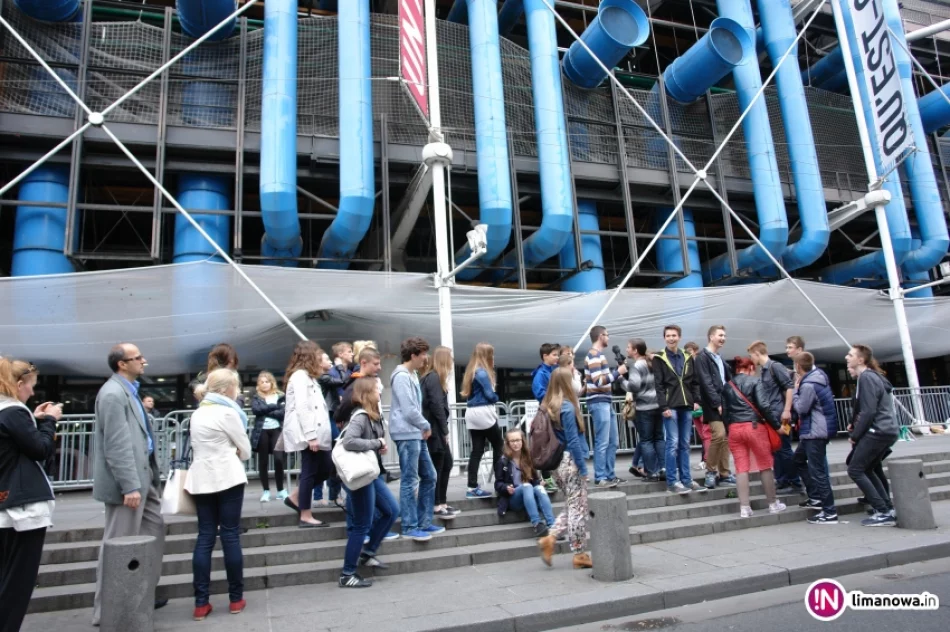 Fotorelacja z podróży szkoły Chrobrego sądecko-polskimi śladami przez trzy stolice – Pragę, Paryż i Brukselę. - zdjęcie 16