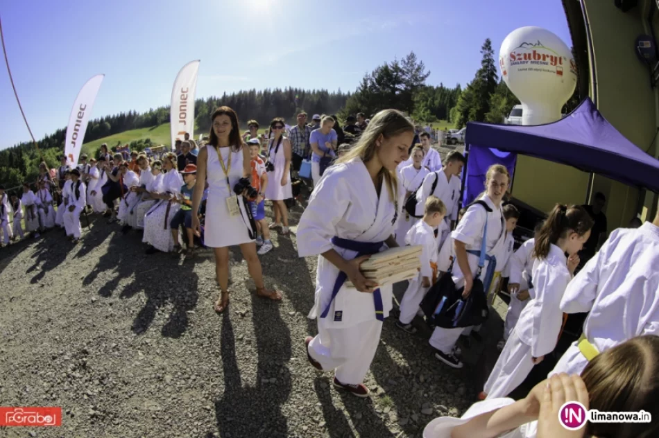 Powiatowy Dzień Dziecka z Marcinem Dańcem - zdjęcie 16