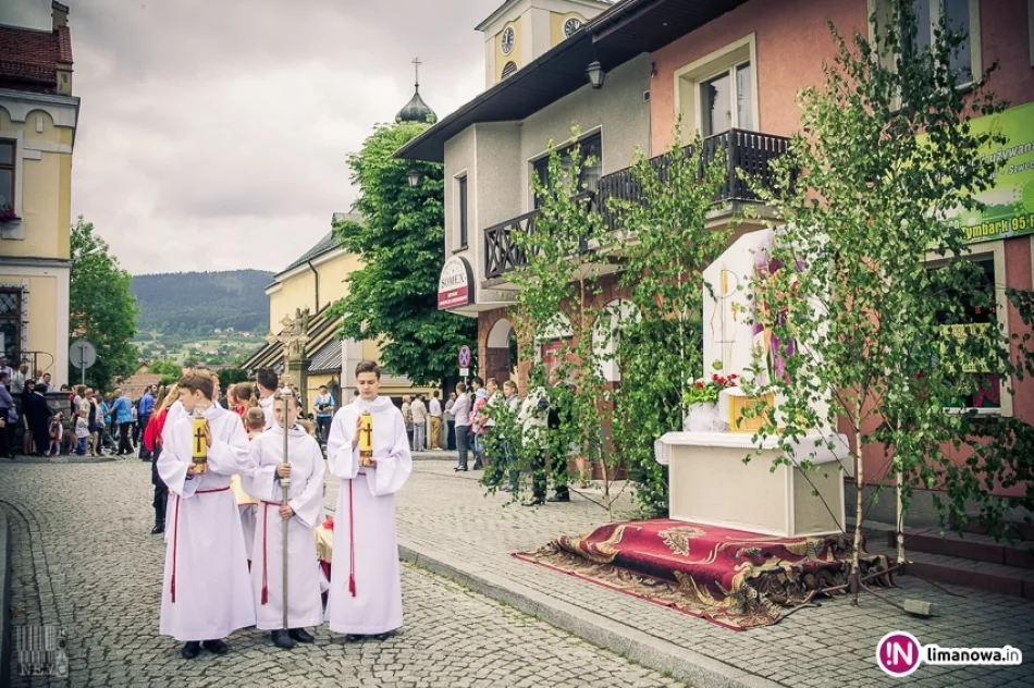 Procesja Bożego Ciała w Tymbarku 2015 - zdjęcie 1