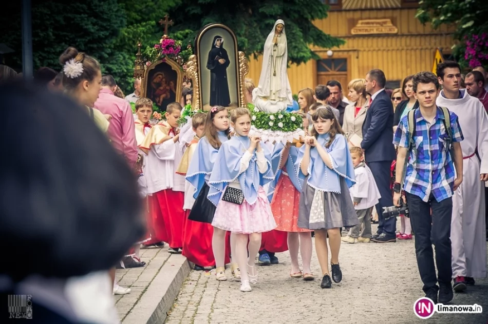 Procesja Bożego Ciała w Tymbarku 2015 - zdjęcie 9