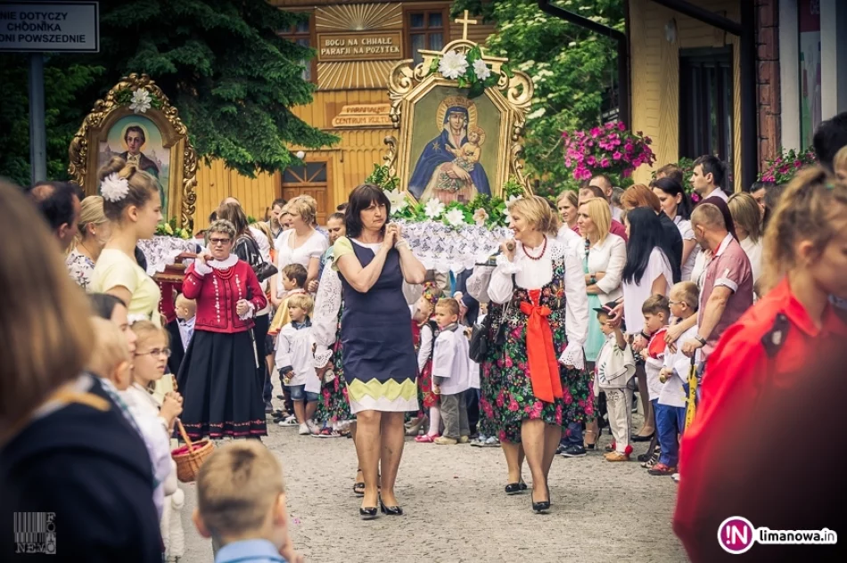Procesja Bożego Ciała w Tymbarku 2015 - zdjęcie 12