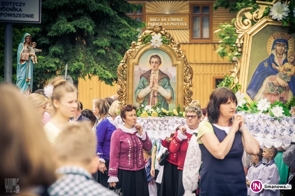 Procesja Bożego Ciała w Tymbarku 2015 - zdjęcie 13