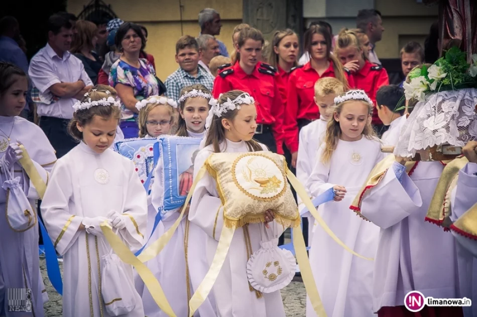 Procesja Bożego Ciała w Tymbarku 2015 - zdjęcie 17