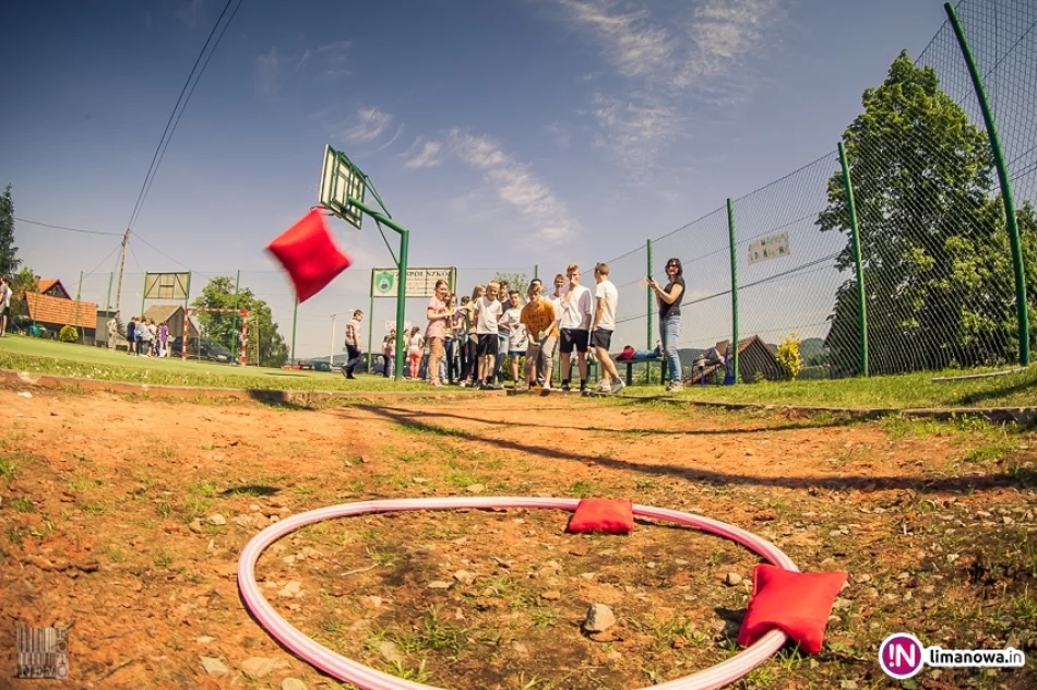 Dzień Dziecka w ZS im. Stanisława Konarskiego  w Starej Wsi II - zdjęcie 4