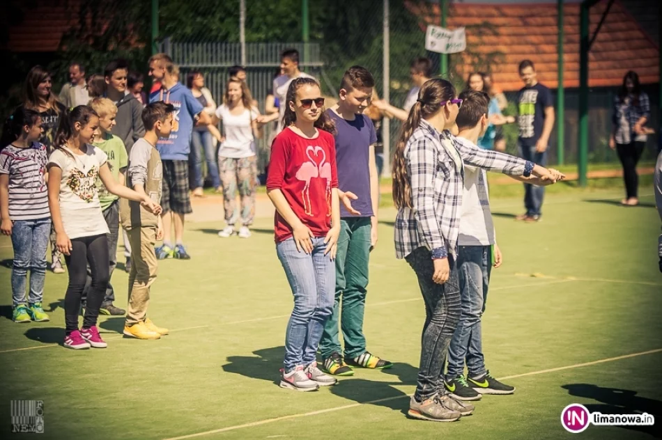 Dzień Dziecka w ZS im. Stanisława Konarskiego  w Starej Wsi II - zdjęcie 15