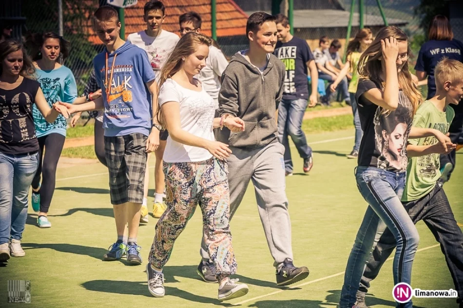 Dzień Dziecka w ZS im. Stanisława Konarskiego  w Starej Wsi II - zdjęcie 19