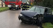 Pięć osób, w tym dziecko, trafiło do szpitala po zderzeniu aut - zdjęcie 3