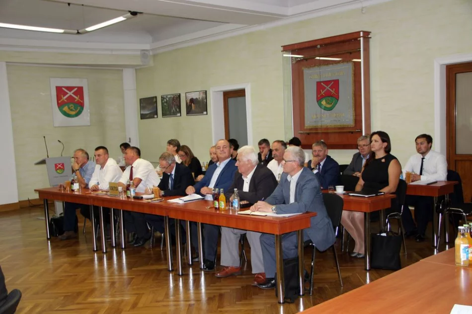 Obradowali gminni radni - zdjęcie 2