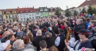 Tłum Limanowian witał Andrzeja Dudę - zdjęcie 4