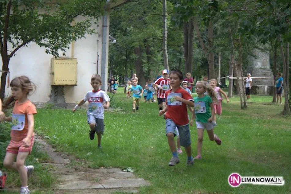 VI Bieg Osiedlowy - po tygodniu zapisało sie już 50 dzieci! - zdjęcie 2