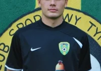 Rezerwy Sandecji poległy w Tymbarku. Gol z połowy boiska. - zdjęcie główne