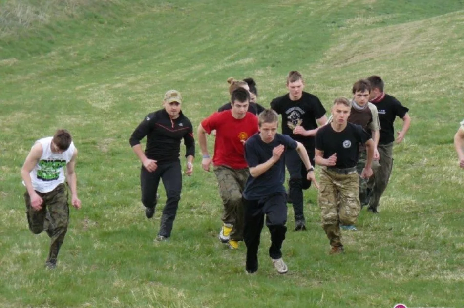 Miecz przechodni ze złotą rękojeścią i indeksy dla Tymbarku - zdjęcie 2