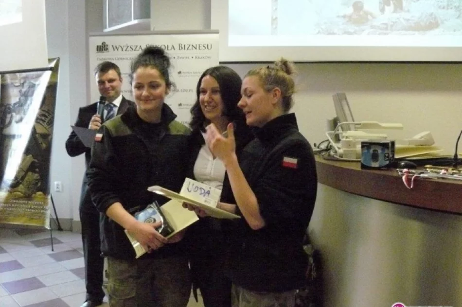 Miecz przechodni ze złotą rękojeścią i indeksy dla Tymbarku - zdjęcie 3