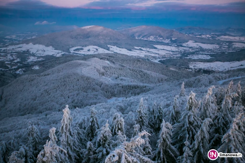 Zimowy wschód słońca na Mogielicy - zdjęcie 18