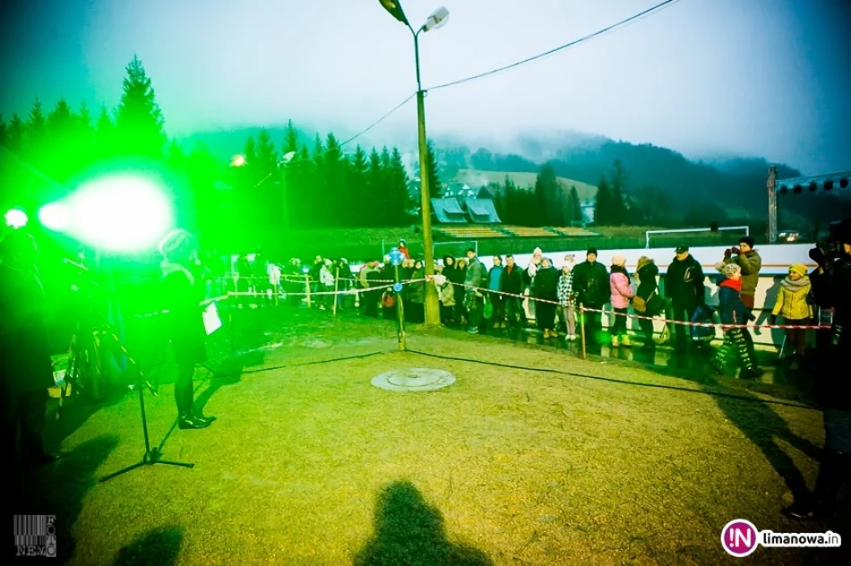 Otwarcie lodowiska w Tymbarku - zdjęcie 13