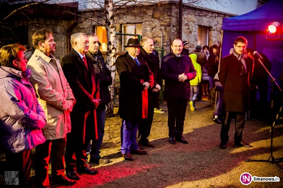 Otwarcie lodowiska w Tymbarku - zdjęcie 15