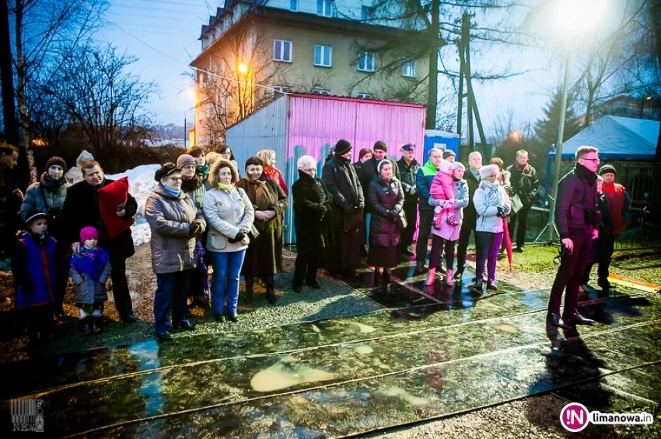 Otwarcie lodowiska w Tymbarku - zdjęcie 16