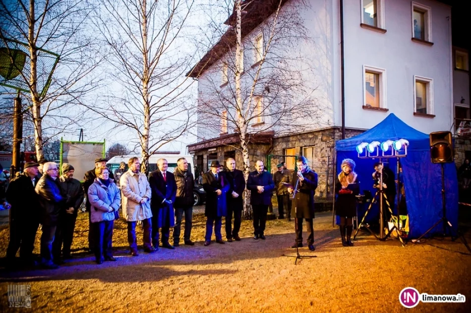 Otwarcie lodowiska w Tymbarku - zdjęcie 17