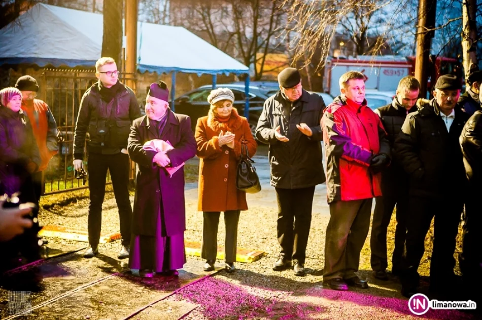 Otwarcie lodowiska w Tymbarku - zdjęcie 18
