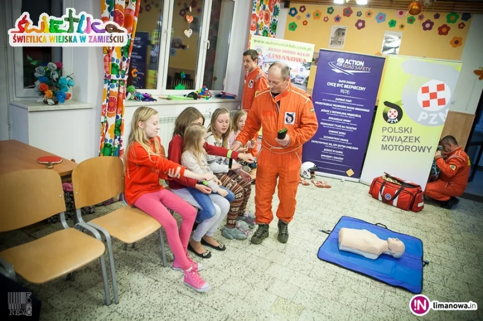 Szkolenie z pierwszej pomocy na Świetlicy Wiejskiej w Zamieściu - zdjęcie 6