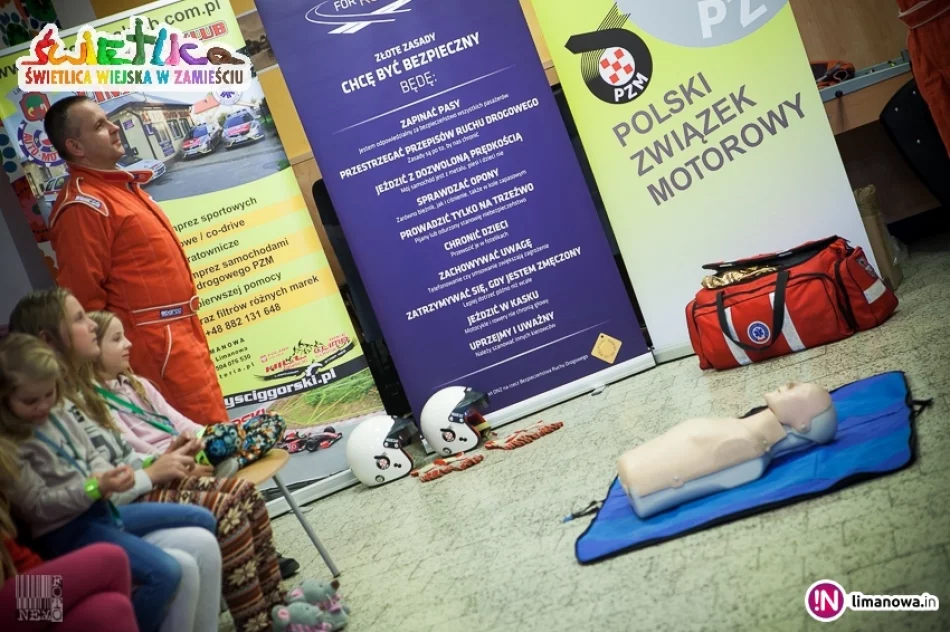 Szkolenie z pierwszej pomocy na Świetlicy Wiejskiej w Zamieściu - zdjęcie 16