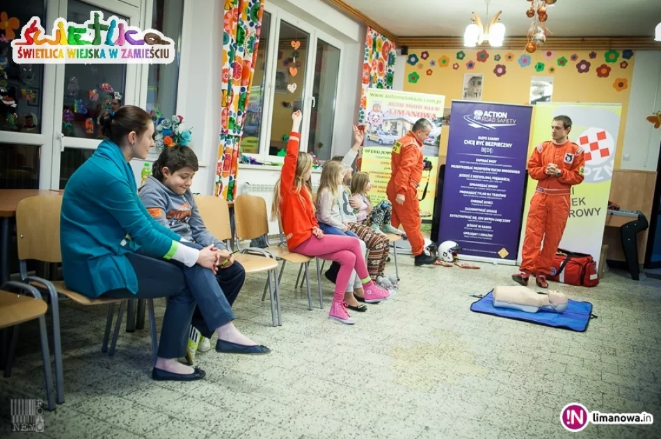 Szkolenie z pierwszej pomocy na Świetlicy Wiejskiej w Zamieściu - zdjęcie 20