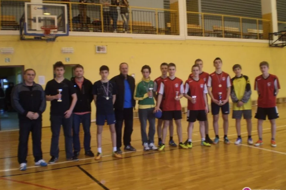 W piłce ręcznej o Puchar Wójta - zdjęcie 3