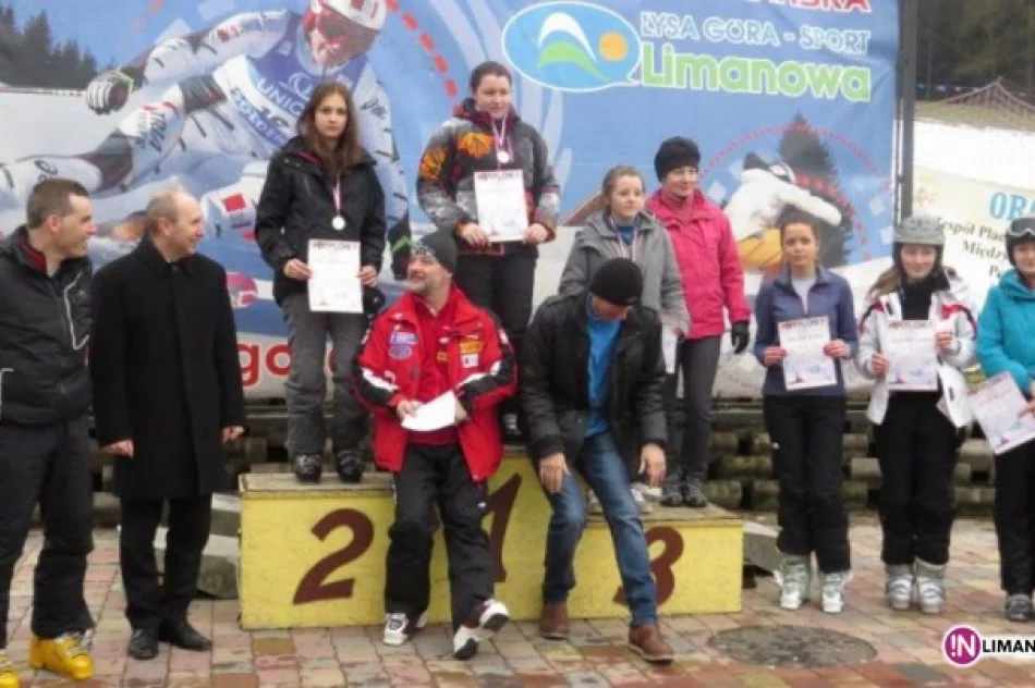 Szkoły ponadgimnazjalne walczyły o mistrzostwo w narciarstwie alpejskim - zdjęcie 3