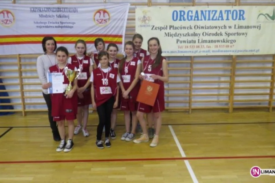 Dziewczęta z Mordarki wywalczyły Puchar - zdjęcie 2