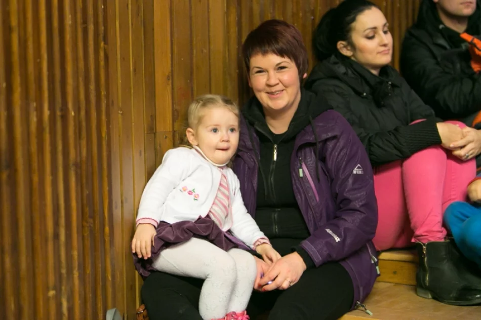 Święty Mikołaj z wizytą w Limanowej - zdjęcie 10