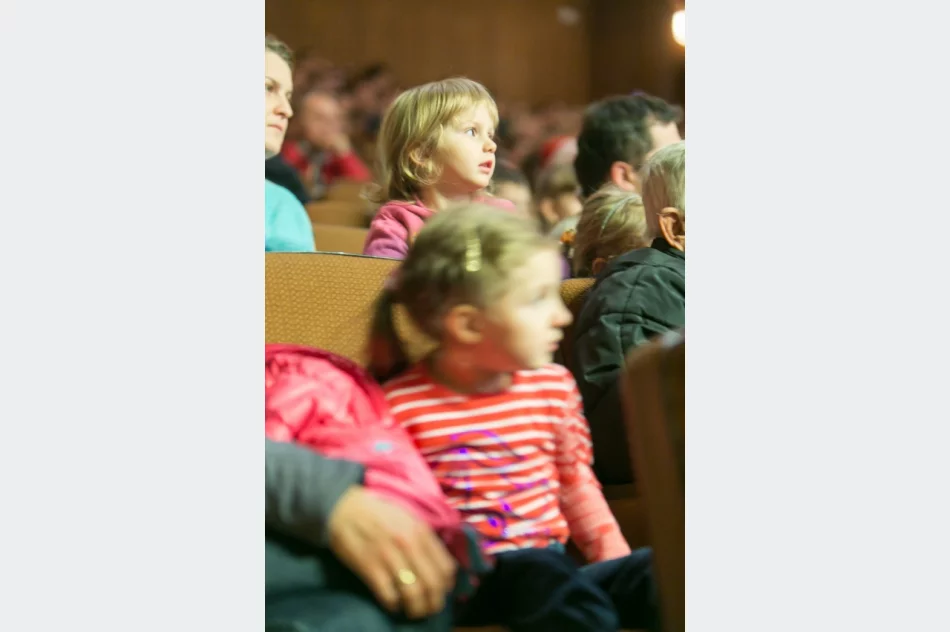 Święty Mikołaj z wizytą w Limanowej - zdjęcie 13