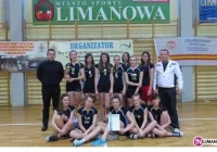 Mistrzostwo powiatu dla dziewczyn z Mszany Dolnej - zdjęcie główne