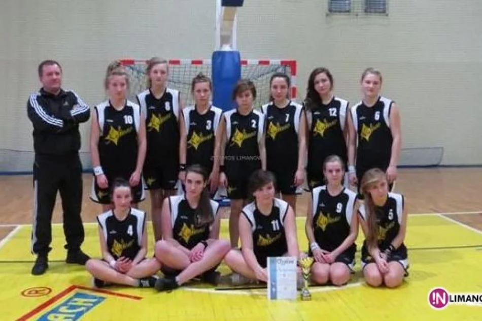 Mistrzostwo powiatu dla dziewczyn z Mszany Dolnej - zdjęcie 2