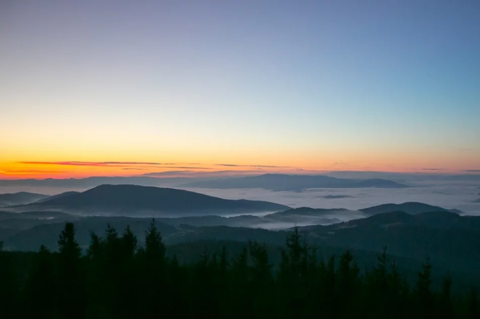 Wschód słońca z Mogielicy - zdjęcie 8