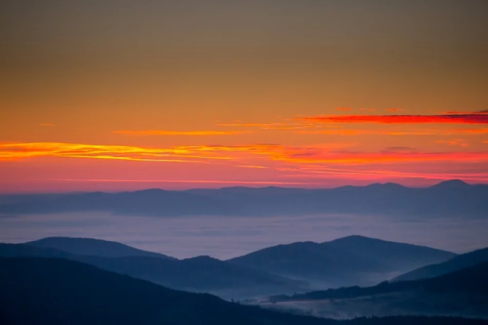 Wschód słońca z Mogielicy - zdjęcie 12