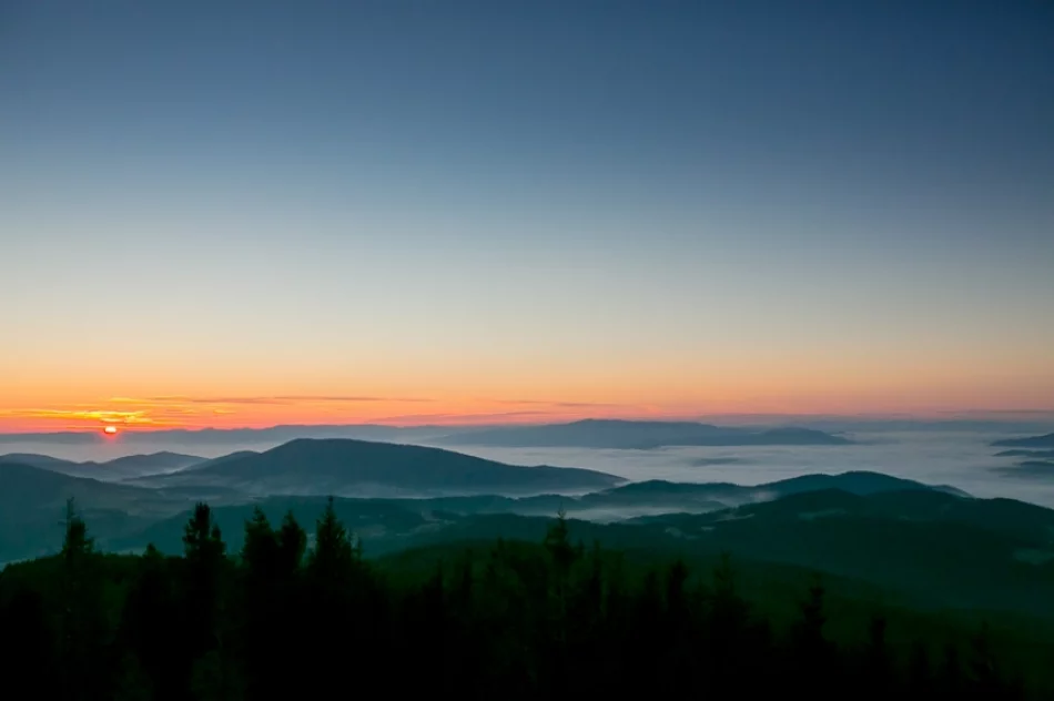 Wschód słońca z Mogielicy - zdjęcie 19