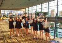 Medalowe osiągnięcia na pływalni - zdjęcie główne