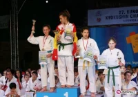 Karate: medale na Mistrzostwach Europy - zdjęcie główne