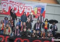 Kibice wyruszą do szpitala z prezentami - zdjęcie główne