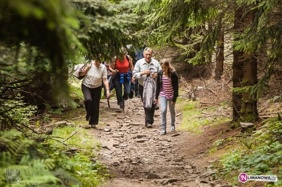 XVI Złaz Turystyczny Mogielica 2014 - zdjęcie 15