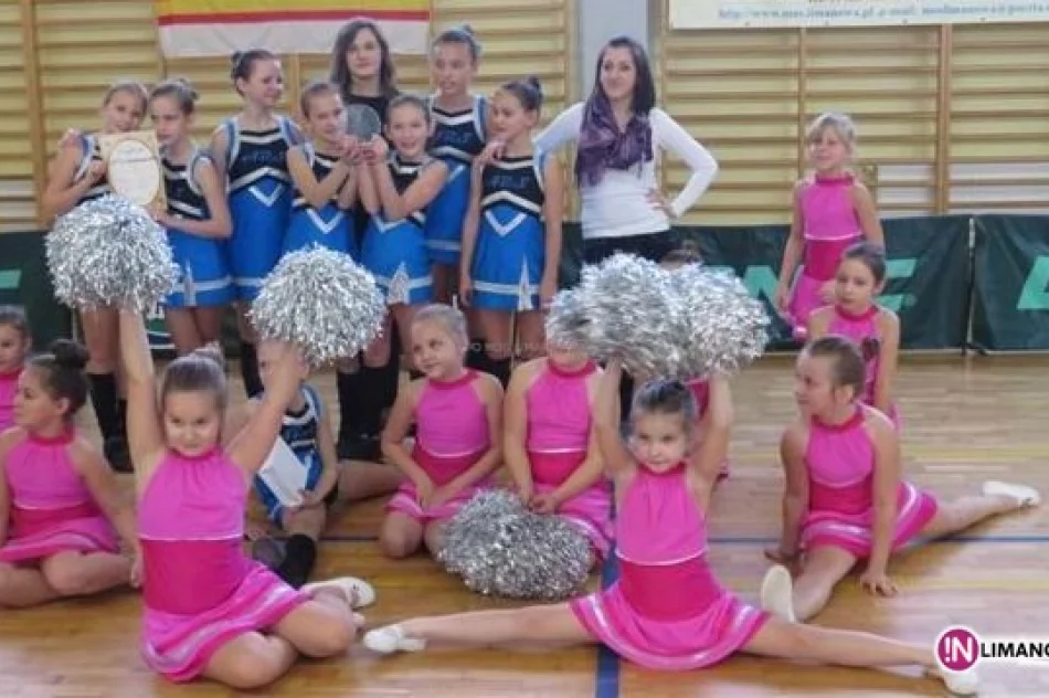 Roztańczone dziewczyny z limanowskiej „trójki” - zdjęcie 2