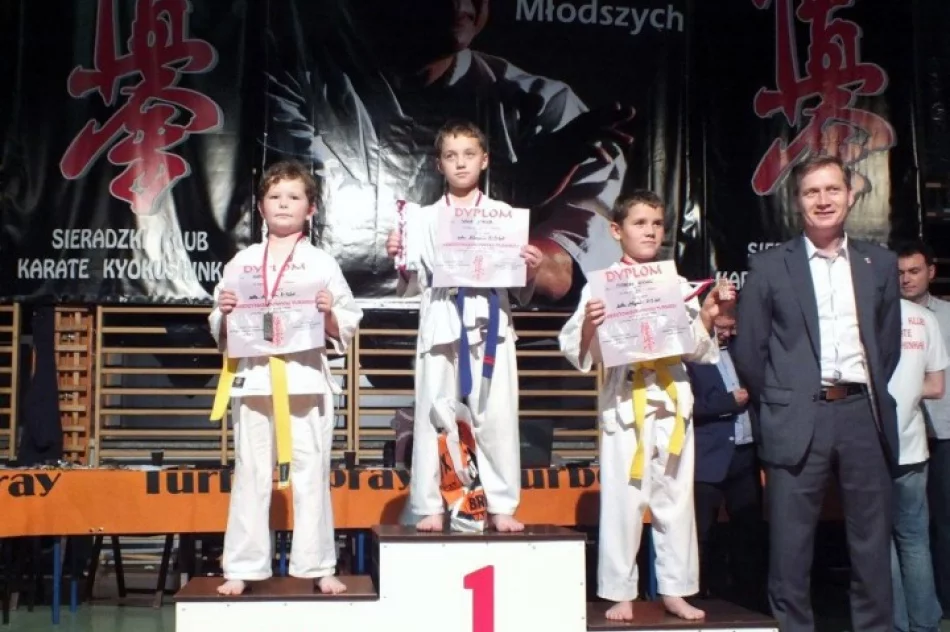 Zawodnicy ARS wrócili z Sieradza z medalami - zdjęcie 3