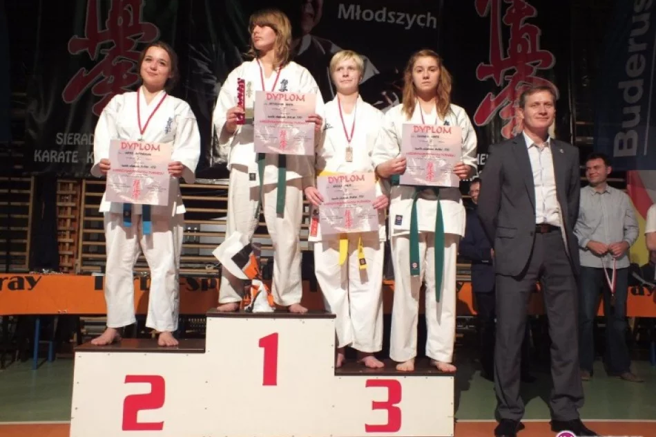 Zawodnicy ARS wrócili z Sieradza z medalami - zdjęcie 4