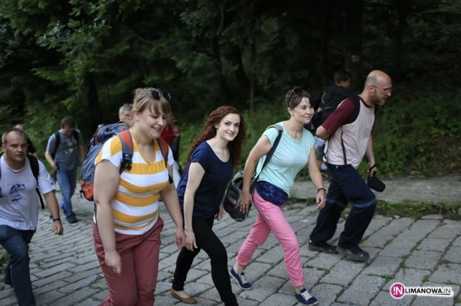 Miejska Góra - Odkryj Beskid Wyspowy 2014 - zdjęcie 4