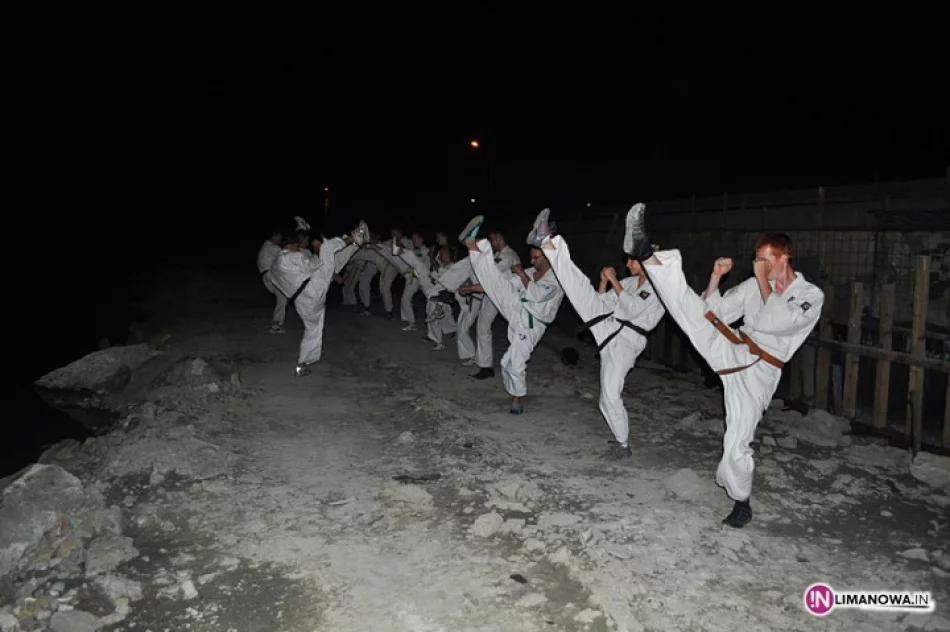 Ćwiczyli nawet nocą... w rzece - zdjęcie 2