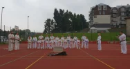 Pokaz Karate w limanowskiej “trójce” na Pikniku Integracyjnym - zdjęcie 2