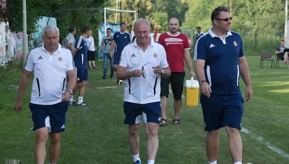 Smuda zawiedziony grą Wisły i stanem murawy limanowskiego stadionu - zdjęcie 1