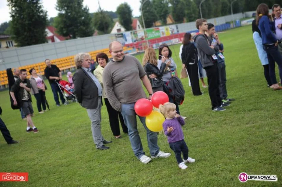 Zobacz lato przez niebieskie okulary - zdjęcie 3
